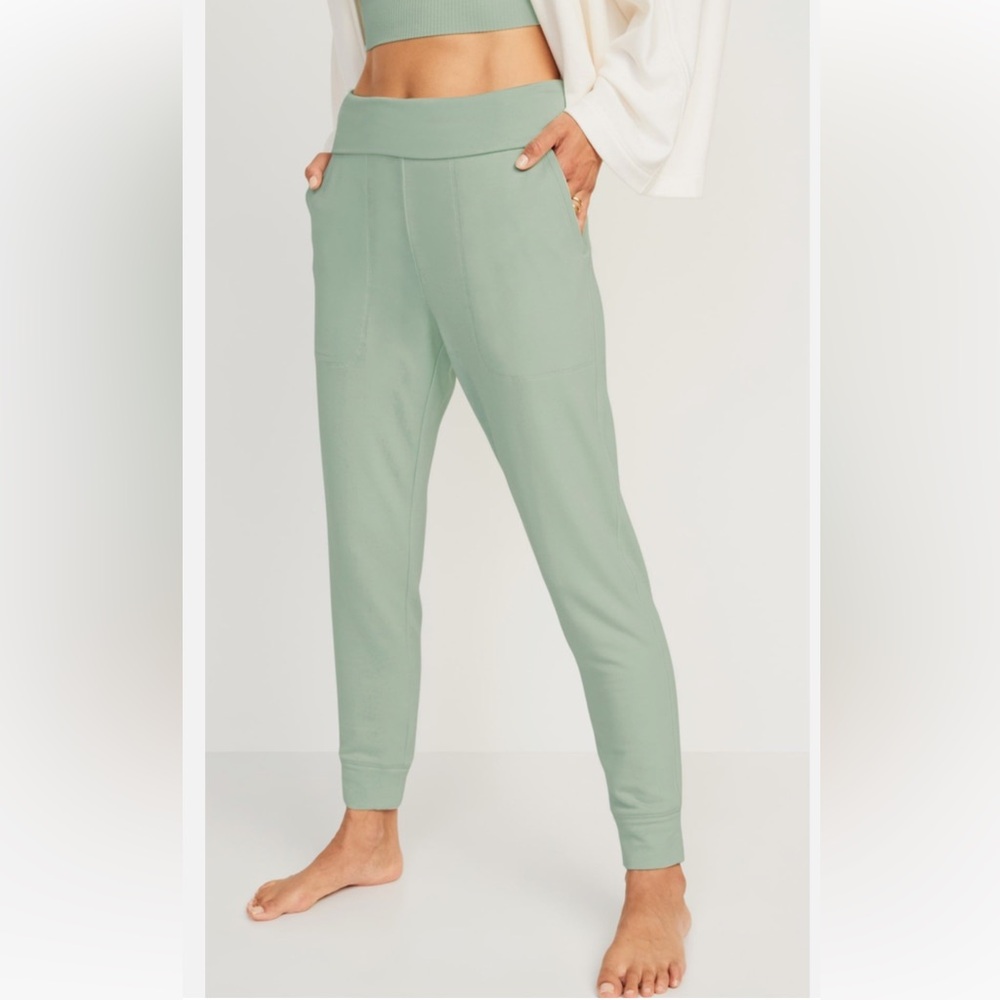 Old Navy Live In Jogger pants